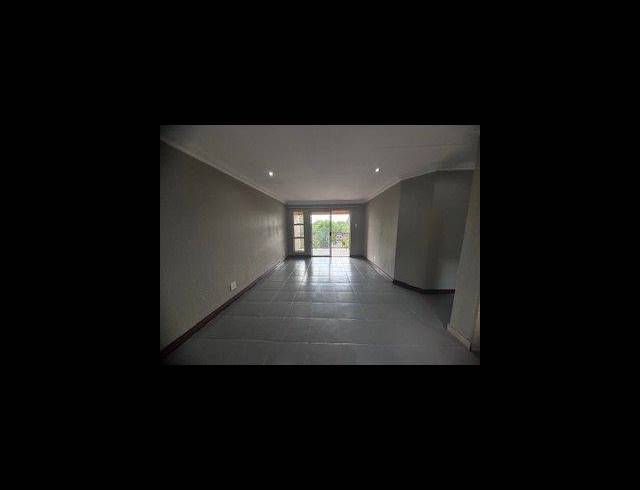 2 BEDROOM APARTMENT FOR SALE IN BRYANSTON EAST